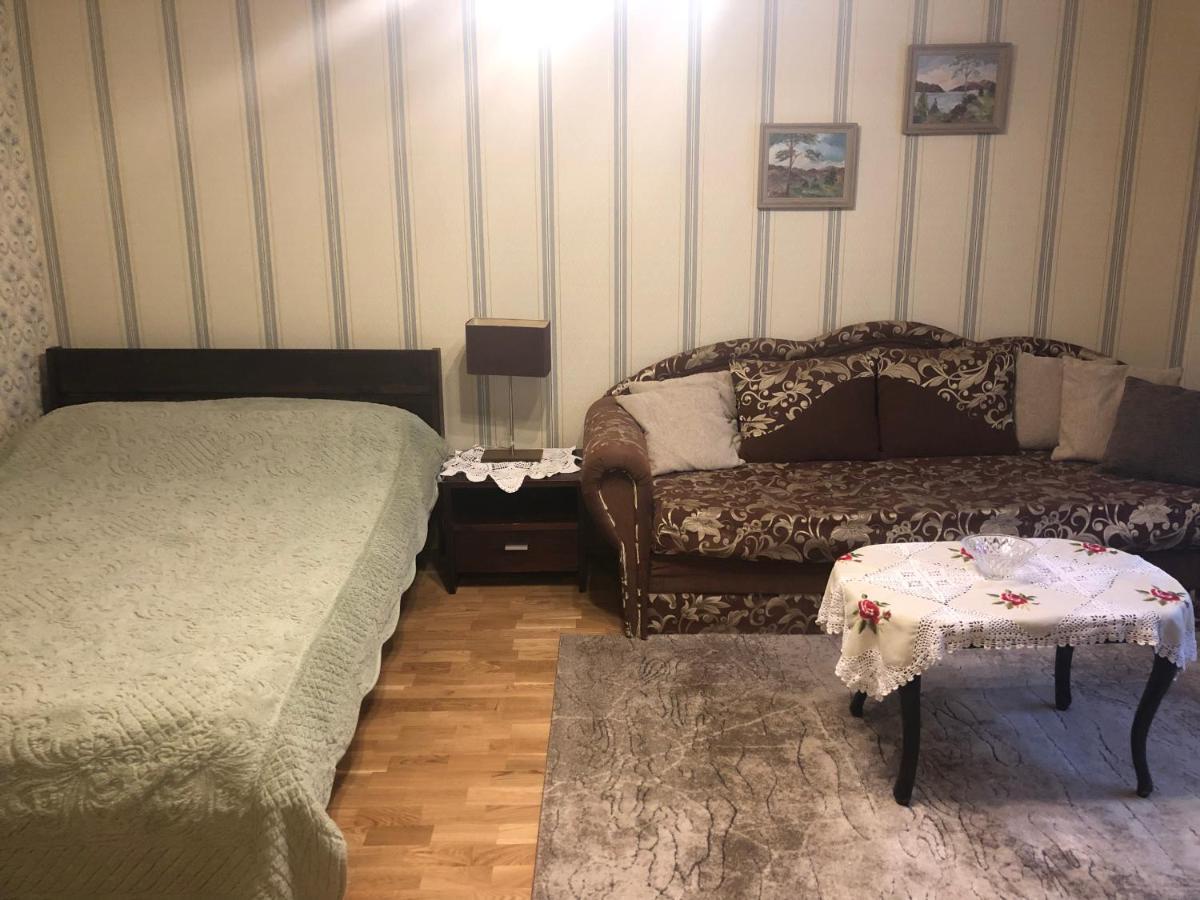 Posti Old Town Apartment 维尔扬迪 外观 照片
